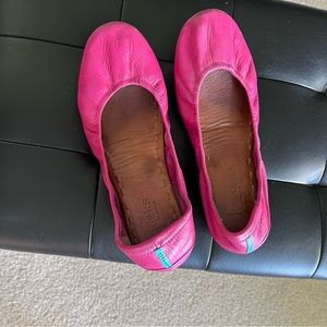 TIEKS hot pink ballet flats. Leather. Size 9